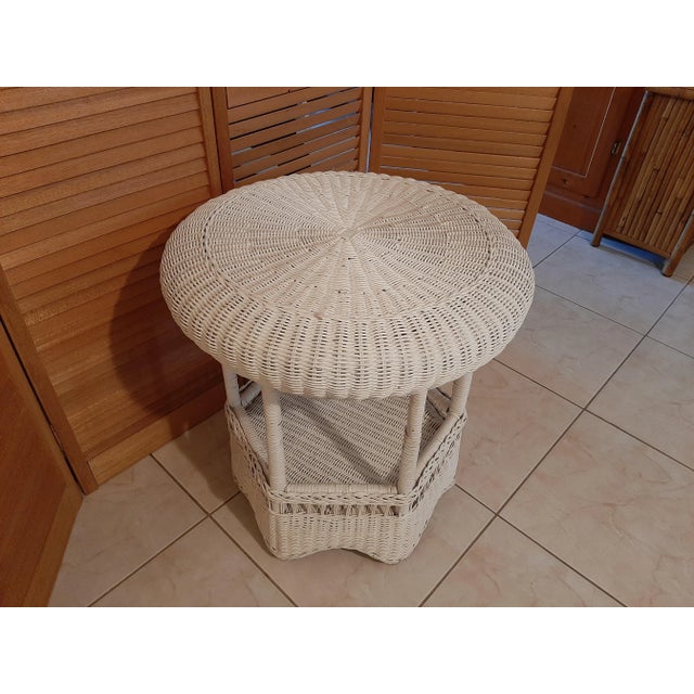 1970s 1970s Vintage White Woven Wicker Side Table with a Bottom Shelf For Sale - Image 5 of 10