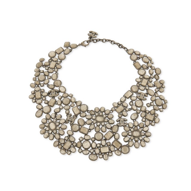 Metal 2010 Chanel Necklace Cruise Gripoix Goossens CC Double C Bib Collar Runway For Sale - Image 7 of 12