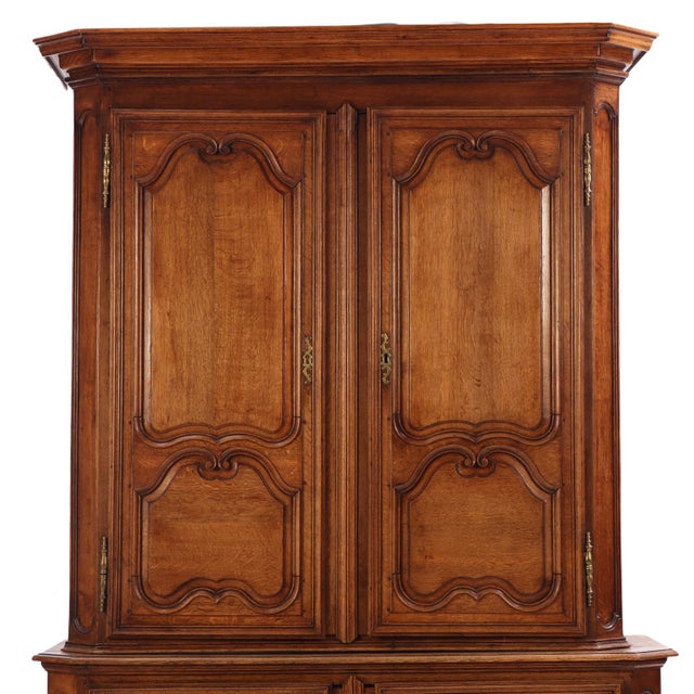 French Provincial 19th Century Two-Piece French Oak Cabinet, C. 1860 For Sale - Image 3 of 7