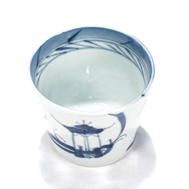 Antique Blue & White Chinese Export Canton Porcelain Wine Beaker or Cup For Sale In Philadelphia - Image 6 of 9