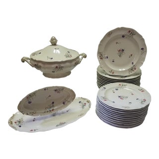 1950s French Limoges Porcelain Dinnerware Set- 26 Pieces For Sale