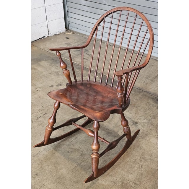 Late 20th Century d.r. Dimes Continuous Arm Windsor Rocking Chair Bench Made in New Hampshire For Sale - Image 5 of 10