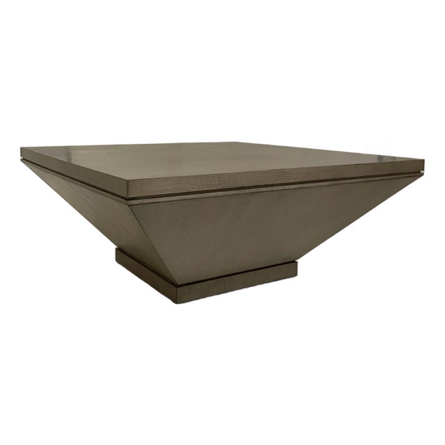 Hickory Chair Selah Cocktail Table For Sale