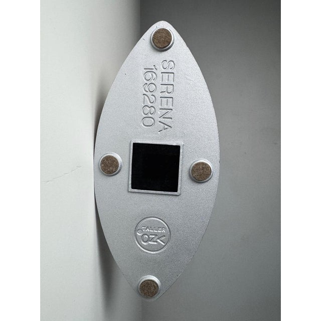 Taller Uno Serena Table Lamp with Leather-Clad Shaft, 1990s For Sale - Image 4 of 11