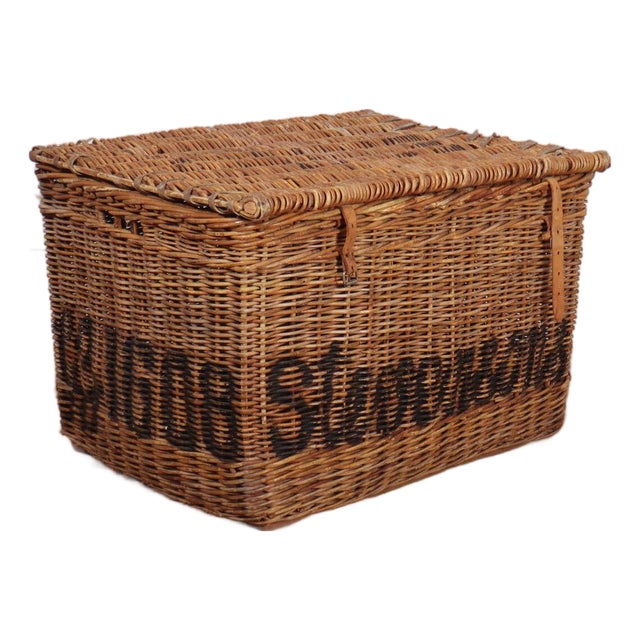 English Wicker Log Basket, 1890s For Sale