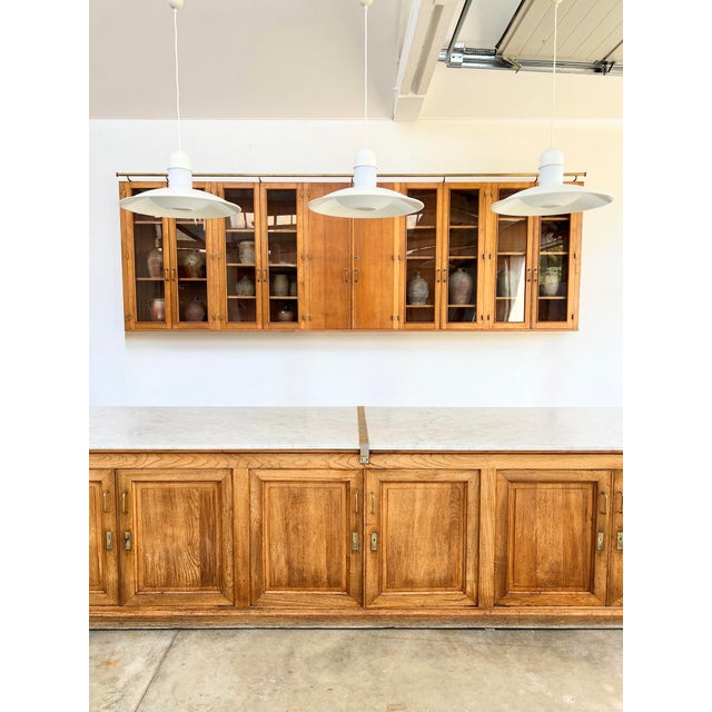 Metal Double-Sided Pharmacy Counter in Marble and Chestnut Wood, 1900 For Sale - Image 7 of 18