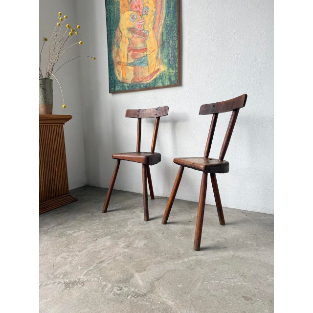 Folk Art Savoyard Tripod Chairs in Oak, 1900s, Set of 2 For Sale - Image 6 of 18