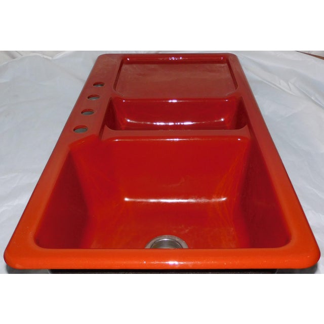 1983 Vintage Kohler Epicurean Sequoia (Red) 4-Hole Acid Resistant Porcelain & Cast Iron 2 Basin Drainboard Kitchen Sink For Sale - Image 9 of 16