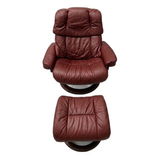 Ekornes Stressless Vegas (Large) Scandinavian Burgundy Leather Size Large Recliner & Ottoman For Sale