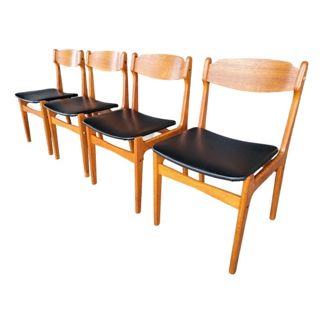 Set 4 Teak Danish Modern Dining Chairs Manner of Erik Buch 1960's For Sale