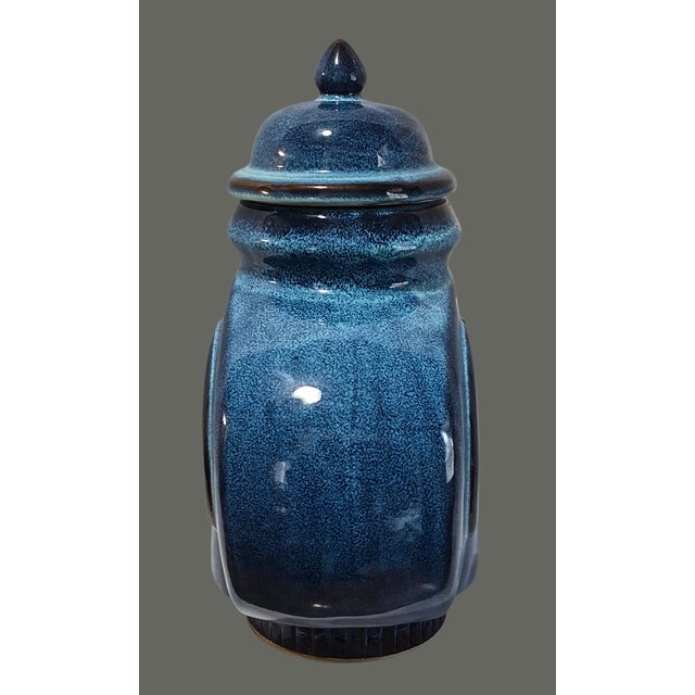 Contemporary Asian Chinoiserie Blue Pottery Lidded Ginger Jar W/Medallion Center Decoration For Sale - Image 3 of 11