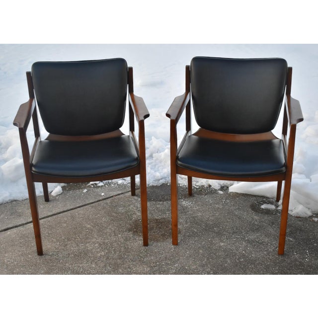 Thonet Walnut Arm Chairs Mid Century Modern Black Vinyl Pair Office For Sale - Image 10 of 11
