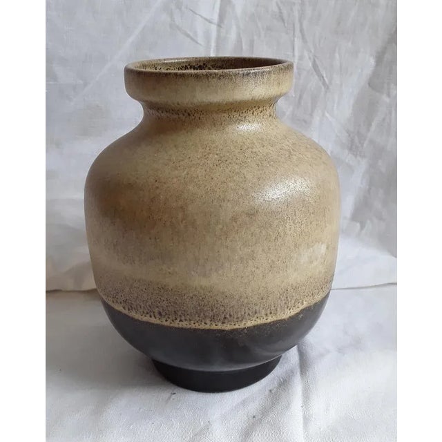 1970s Vintage German Ceramic Vase by Friedegart Glatzle for Karlsruhe Majolika, 1978 For Sale - Image 5 of 5