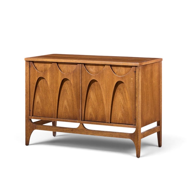 Broyhill Brasilia Broyhill Brasilia Mid Century Walnut and Brass Credenza With Hutch For Sale - Image 4 of 13