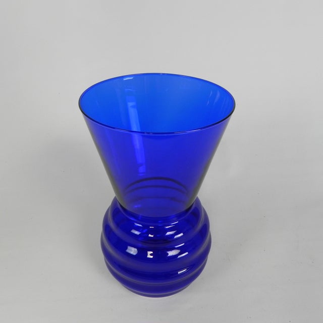 Art Deco Vase with Ribbed Base in Cobalt Blue, 1930s For Sale - Image 4 of 8