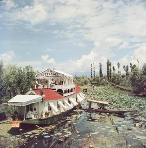 Slim Aarons, Jhelum River, 1961, Color C-Type Digital Photograph