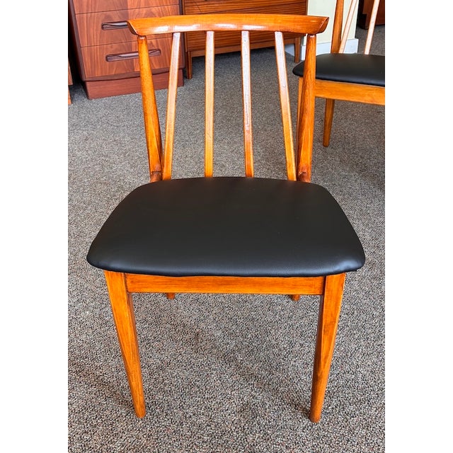 1960s Set of Four Low Profile Mid Century Modern Teak Frame Dining Chairs c.1960 For Sale - Image 5 of 5