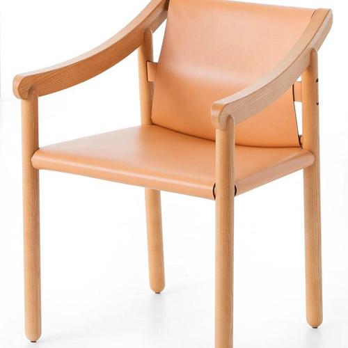 Cassina 905 Armchairs by Vico Magistretti for Cassina, Set of 2 For Sale - Image 4 of 15