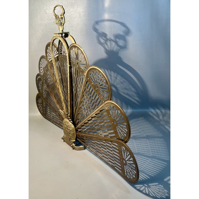 1950s Fireplace Screen Brass Peacock Feathers Pineapples Both Sides Hollywood Regency 1950s For Sale - Image 5 of 7