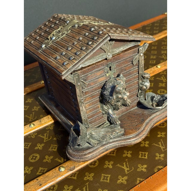 Brown Antique Carved Wooden Cigar Humidor with Dog Decoration, 1890 For Sale - Image 8 of 18