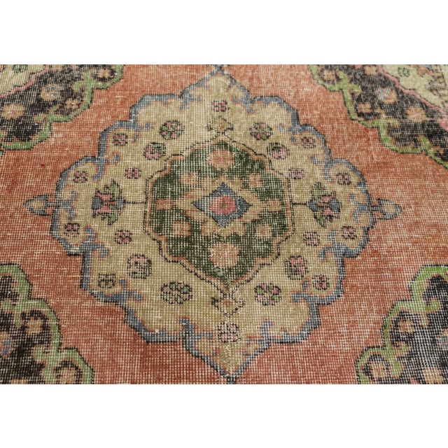 Turkish Vintage Rug 4'4" x 12'1" #21409 For Sale - Image 4 of 8