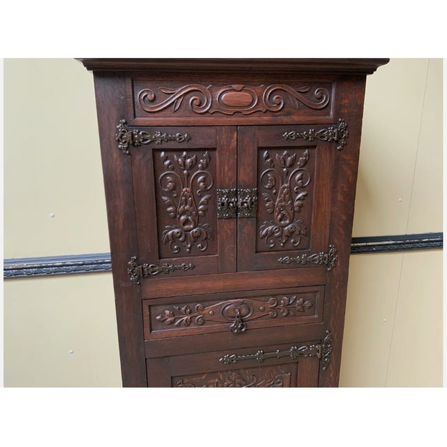 Wood Antique Chinese Cabinet in Oak, 1880 For Sale - Image 7 of 10