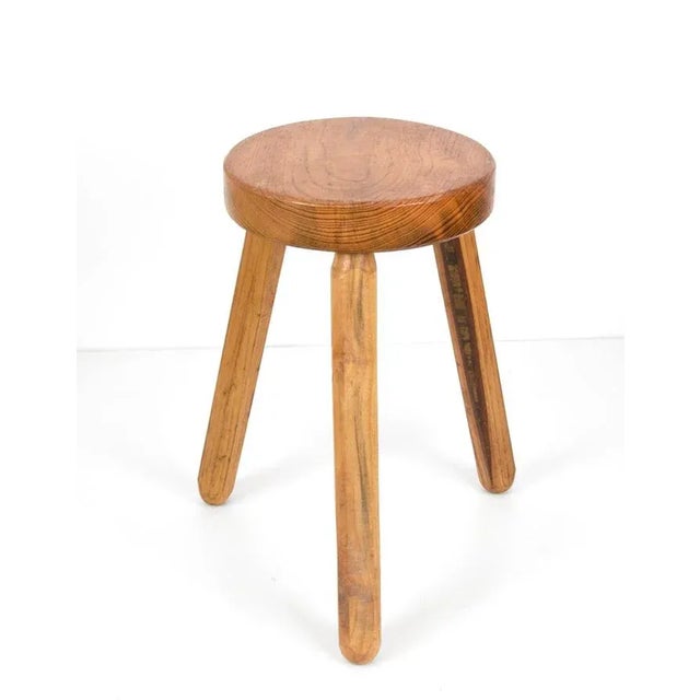 1950s Mid-Century French Modern Wooden Tripod Stool in the style of Charlotte Perriand, 1950s For Sale - Image 5 of 18