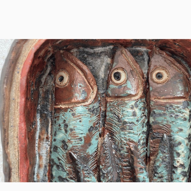 Stoneware Sardine Tin With Three Sardines For Sale - Image 4 of 4