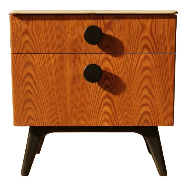 Mid-Century Modern Bedside Table by Jindřich Halabala for ÚpP Závody, Czechoslovakia, 1950s For Sale