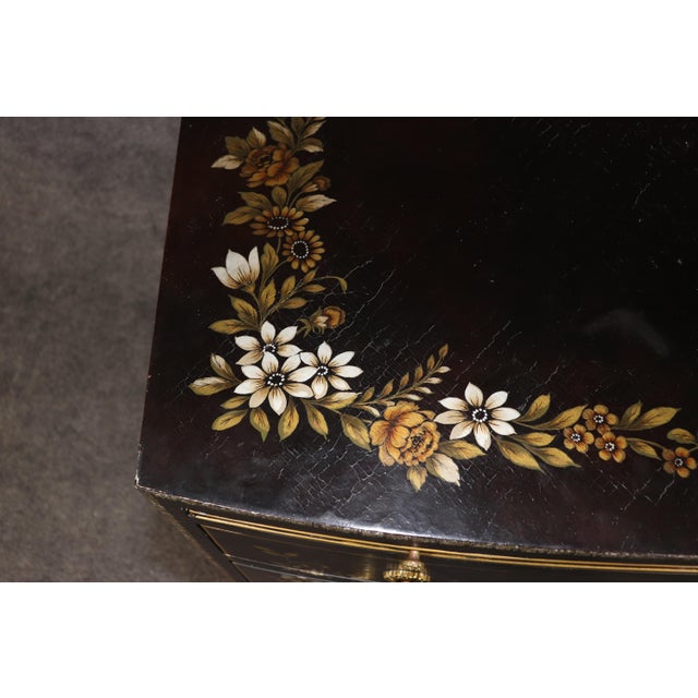 Pair 1980's Baker Chinoiserie Style Paint Decorated Bachelor Chests For Sale - Image 15 of 17
