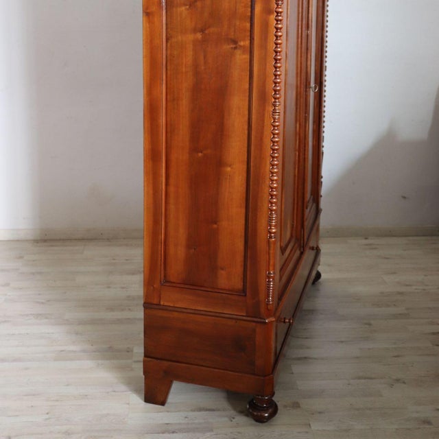 Antique Wardrobe in Walnut, 1800s For Sale - Image 12 of 18