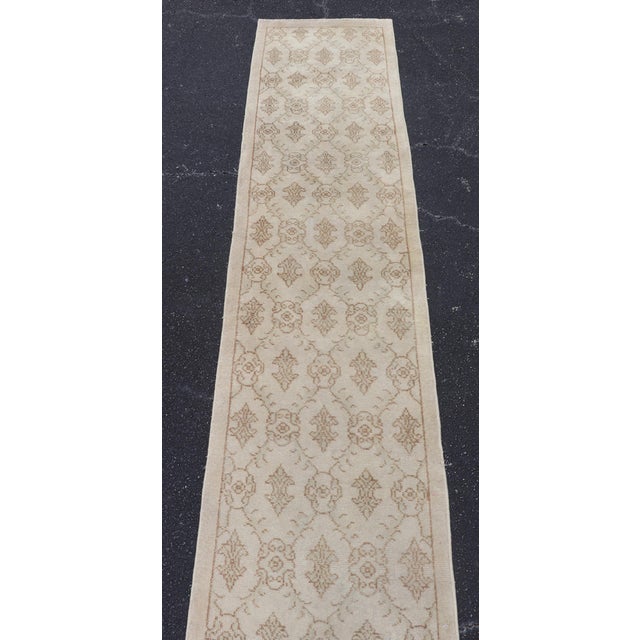 Vintage Turkish Oushak Runner With Light Brown All-Over Latticework Design 2'1'' X 8'7'' For Sale - Image 9 of 12