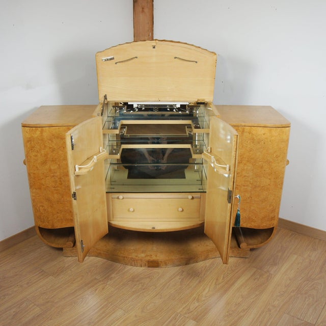 Art Deco Burr Walnut Cocktail Sidebord by Epstein Bros, 1930s For Sale - Image 3 of 9