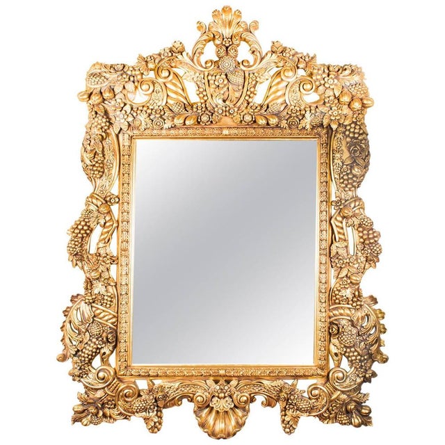 1970s Decorative Florentine Giltwood Mirror For Sale - Image 5 of 5