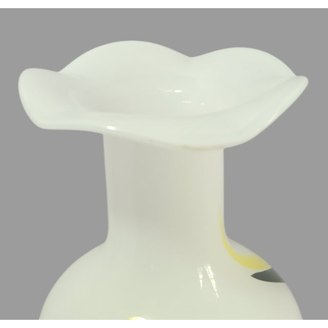 Late 20th Century Vintage Murano Attributed Multi-Color Art Glass Scalloped Edge Hand-Blown Vase For Sale - Image 5 of 9