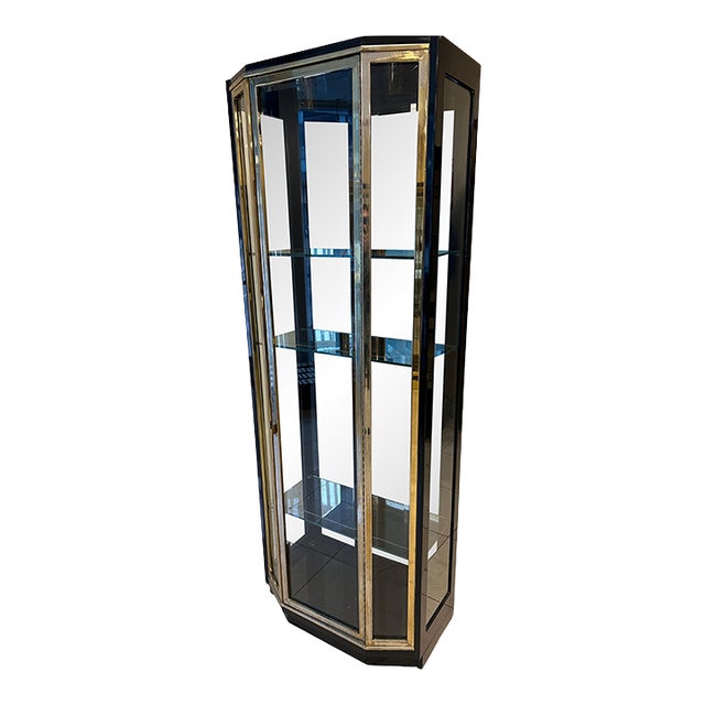 1980s Henredon Black Lacquered and Brass Display Cabinet For Sale