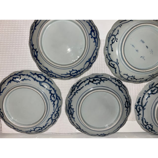 Antique Blue and White Plates - Set of 11 - Scalloped Edge - 8.25" Round - End Edo or Beginning Meiji Period For Sale - Image 14 of 18