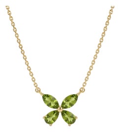 Example of Minimalist Pendant Necklaces
