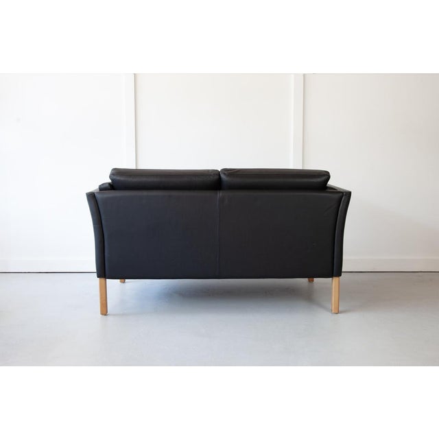 Mid-Century Modern Mid-Century Danish Black Leather Two-Seater Sofa from Mogens Hansen, 1960s For Sale - Image 3 of 6