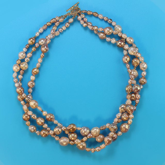 Elegant and Versatile Three Strand Pearl Necklace For Sale - Image 4 of 8
