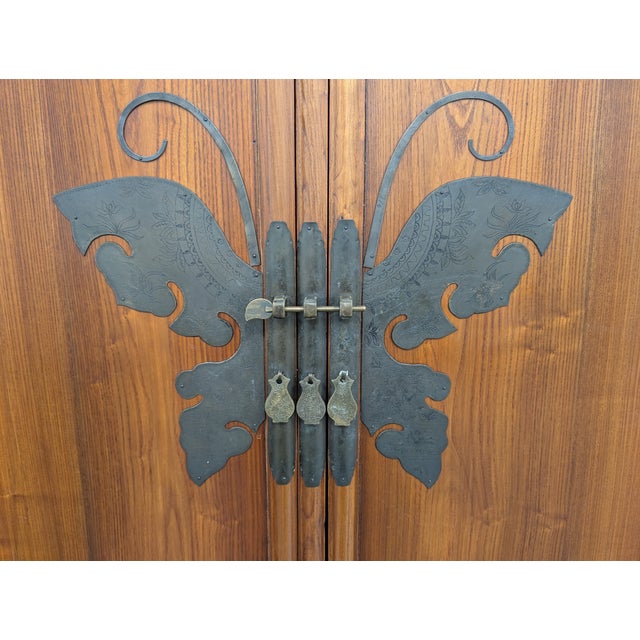 Traditional 1950s Ornate Hardwood Storage Cabinet With Decorative Butterfly Latch For Sale - Image 3 of 5