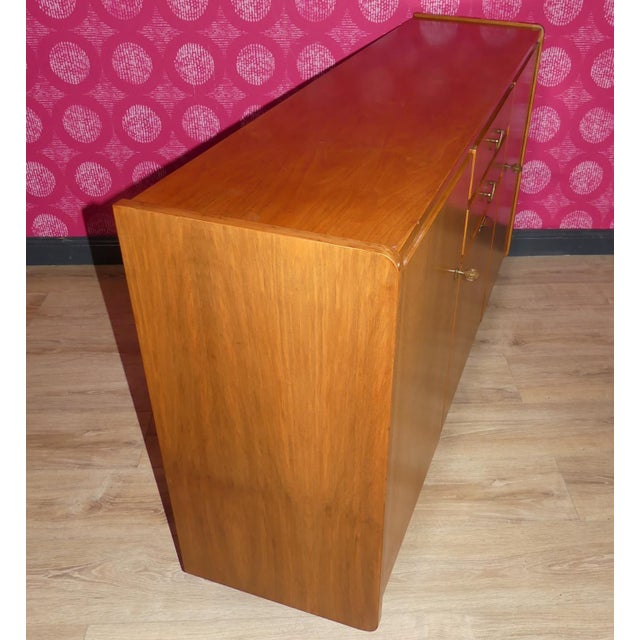 Mid-Century Modern Vintage Sideboard in Walnut, 1960s For Sale - Image 3 of 17
