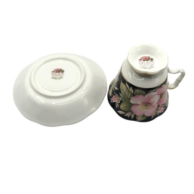 Add a striking touch of mid-century English elegance to your collection with this gorgeous Royal Albert "Alberta Rose"...