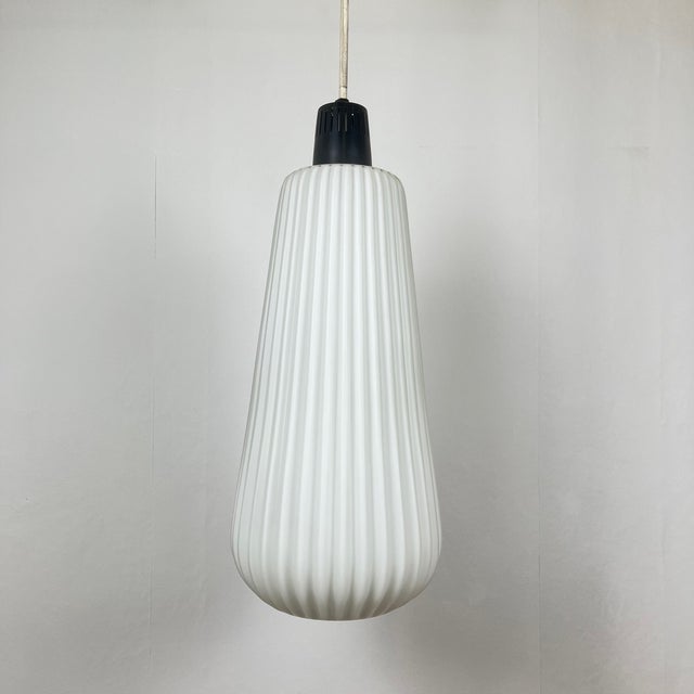 Mid-Century Modern Mid-Century Modern Pendant Light in Glass and Metal Rod, 1970s For Sale - Image 3 of 16
