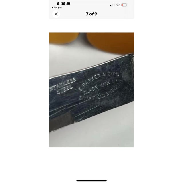 Camel Mid Century Modern Set of E. Parker & Sons Steak Knives With Serrated Blade and Bakelite Faux Stag/Antler Handles - Set of 7 For Sale - Image 8 of 9