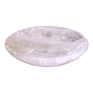 Hand Carved Round Rock Crystal Quartz Decorative Bowl Vide-Poche For Sale