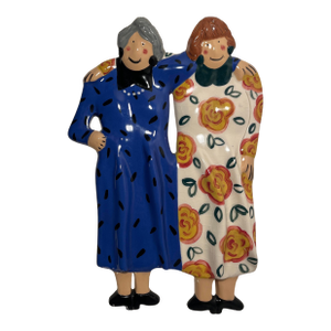 2005 Baci Studio Pottery DI Sante Sisters Wall Plaque Italian Glazed Ceramic