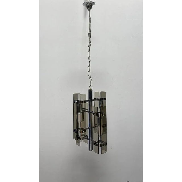 Fantastic chandelier of the 1970s in discreet conditions attributed to the Veca company It is all original, it has very...
