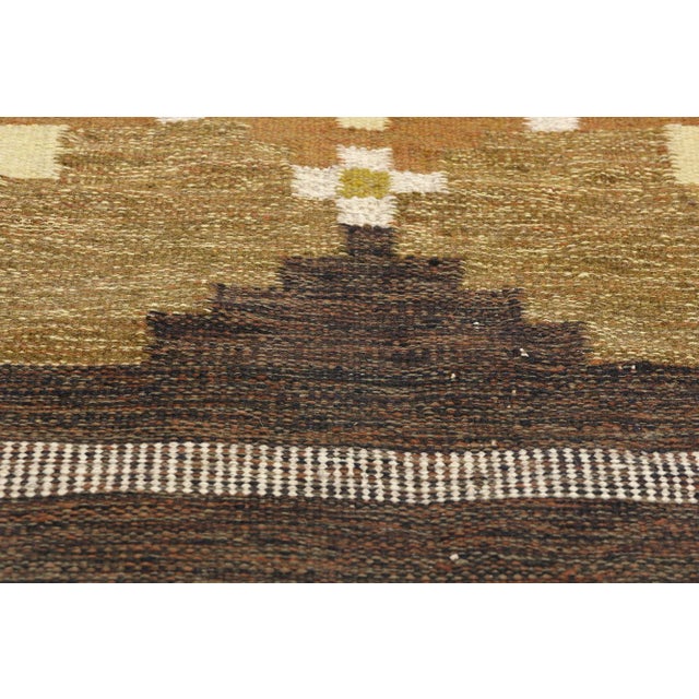 Mid 20th Century Signed Hlo Vintage Swedish Rollakan Rug - 06'06 X 09'03 For Sale - Image 5 of 10