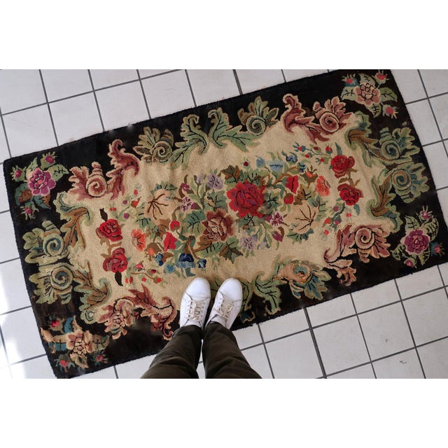 American 1880s, Handmade Antique American Hooked Rug 3' X 5.7' For Sale - Image 3 of 10